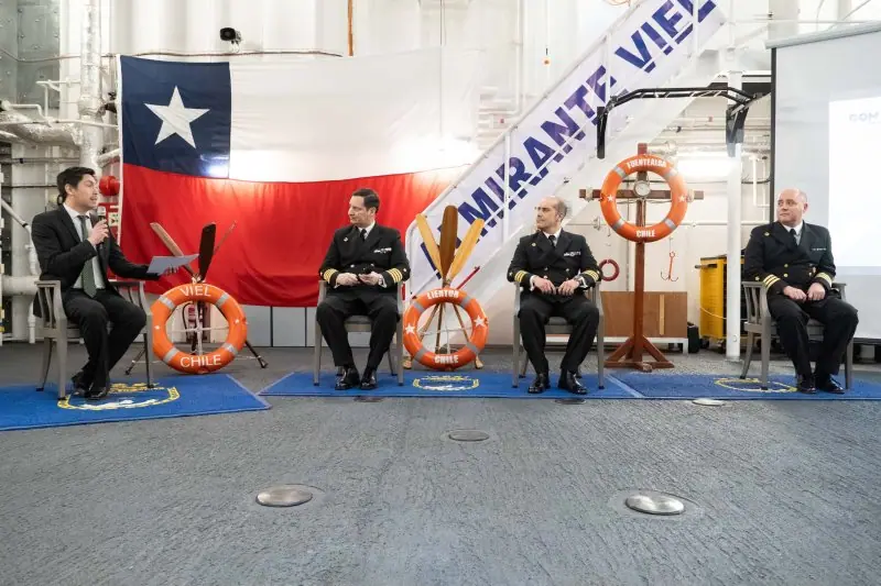 Ceremonia de cierre de la Comisión Antártica 2025-2026 a bordo del Rompehielos Almirante Viel, Punta Arenas, mayo de 2026.