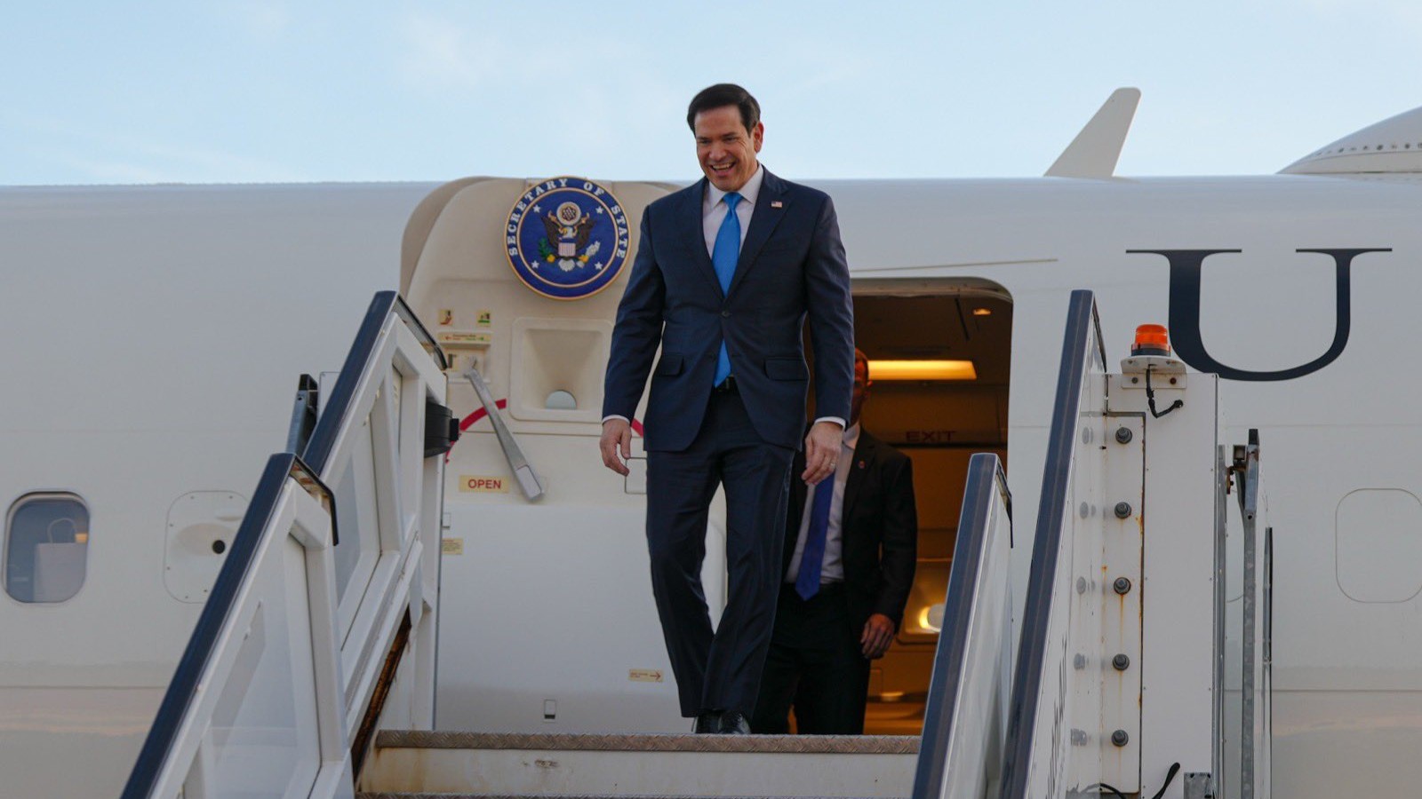 Rubio llega a Islandia para tratar seguridad en el Ártico